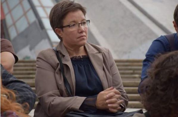 Satusi Publik   nga Brizida Gjikondi