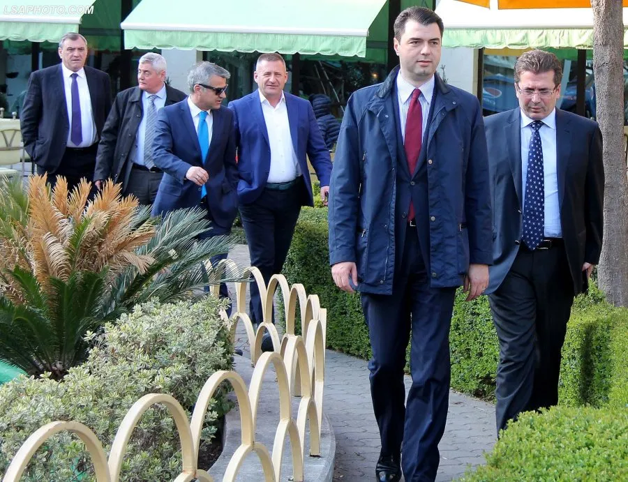 Katër kushtet e opozitës