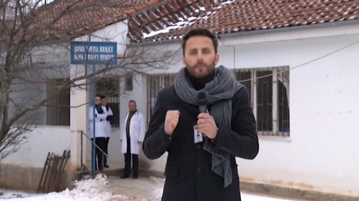 Policia braktis gazetarin investigativ dhe përkrah shpërndarësit e drogës!