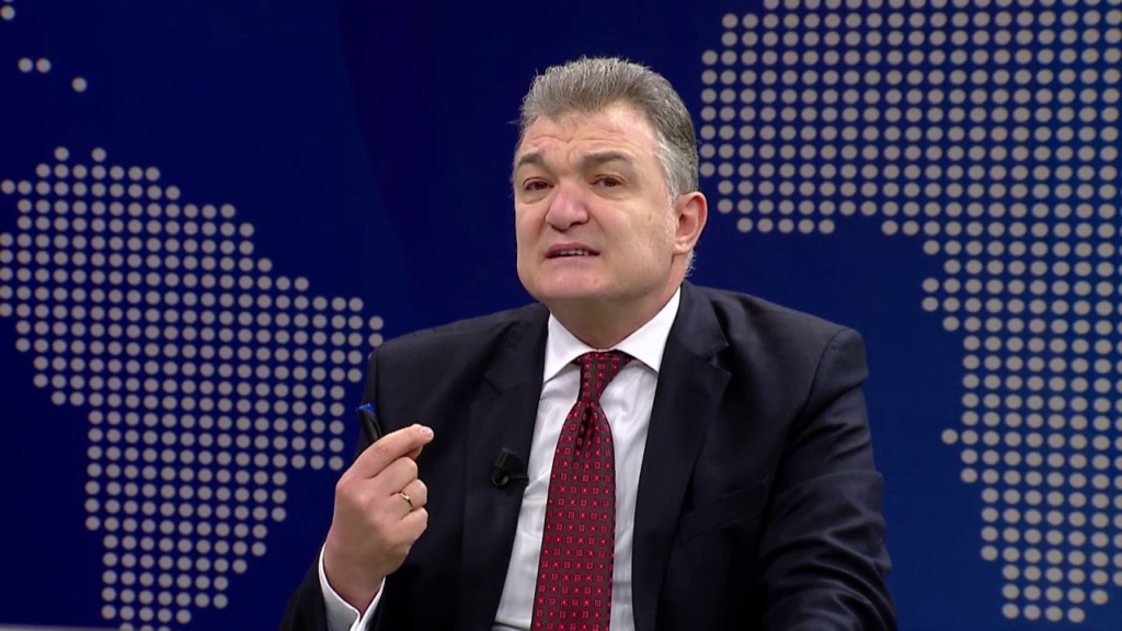 Ish-kreu i KQZ-së  Gjata  ka një zgjidhje ligjore për krizën politike!