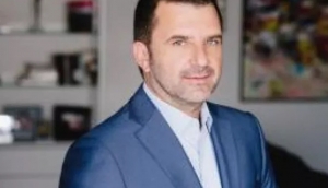 Po unë jam shok, tani edhe votues i Blushit