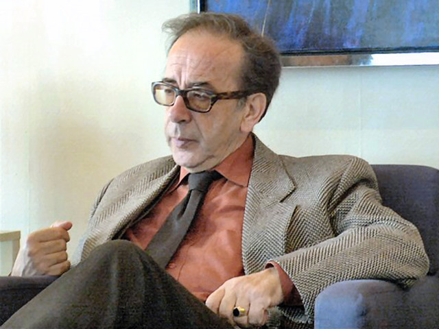 Cim Peka ka 2 pyetje per shkrimtarin Ismail Kadare