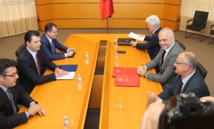 Plan për  Qeveri Besimi  por  edhe kushte maksimale për PD-në dhe opozitën