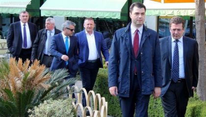 Zyrtare ,Mediu pjesë e PD-së