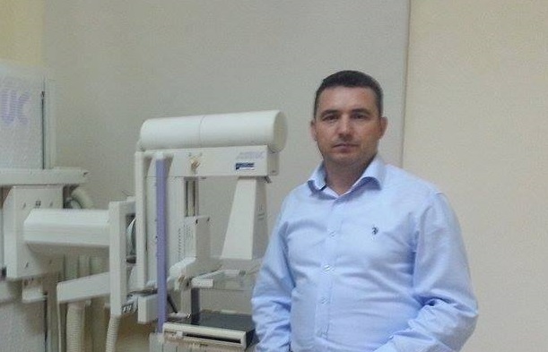 Kush është mjeku  i cili operoi gruan që vdiq në maternitetin “Mbretëresha Geraldinë”!