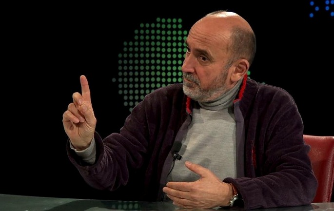Kjo ndodh kur politika është luftë bandash