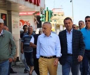 Meta në Lezhë: Erdha me eskortë për të mbrojtur votën, të ngrihemi kundër bandave të Rilindjes