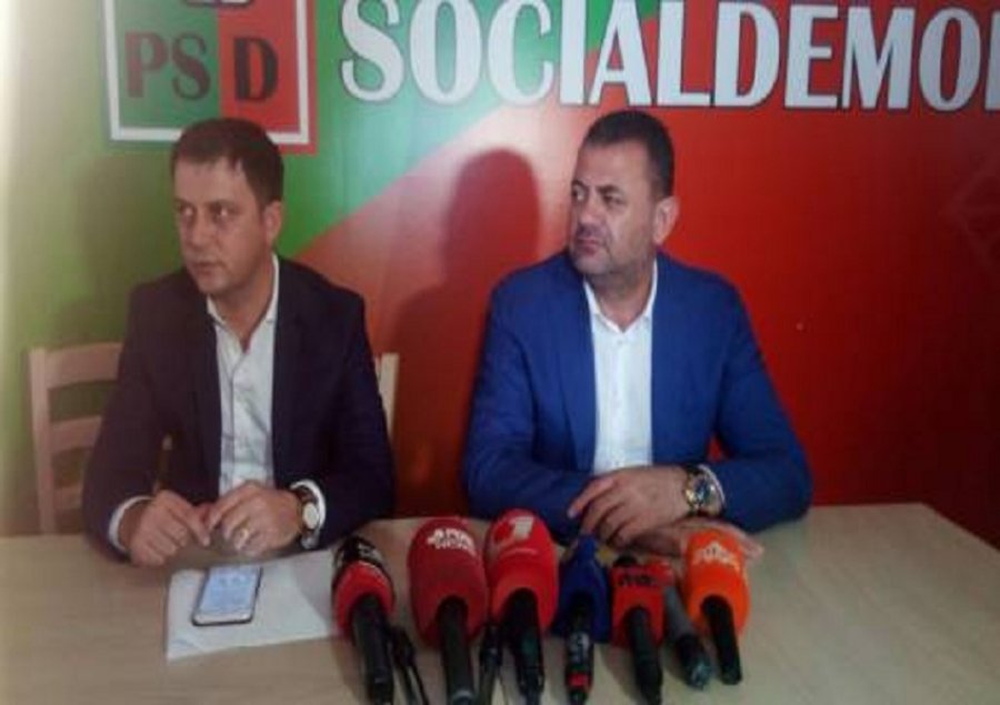 Tension ne Shkodër: Tom Doshi akuzon ministrin Bushati: Po kërcënon kërcënon vëzhguesit