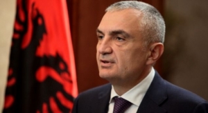 Meta: Timoni perëndoi…të gjithë në këmbë!