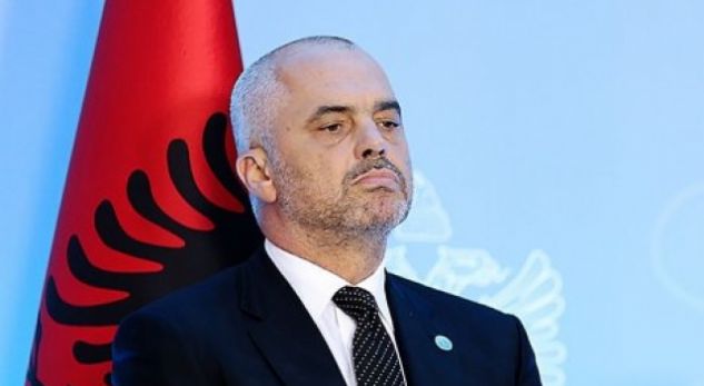 Rrogozhina “zbor” Ramës: O hajdut na ke vjedh simbolin…do e hash!