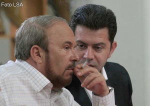 Idrizi thumbon Bashën: E ktheve bashkinë në ndërmarrje të kunatit