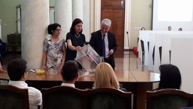 Vezaj: Këta janë VETTING-sat, që pritet të pastrojnë sistemin!  Fatkeqësisht disa prej tyre nuk e kanë pastruar vetën!