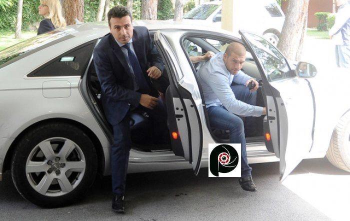 Zoran Zaev, Kryemnistri pa shtëpi