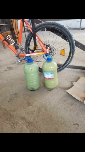 Shikoni cilesine skandaloze te naftes qe ka hequr nga serbatori i makines nje qytetar?
