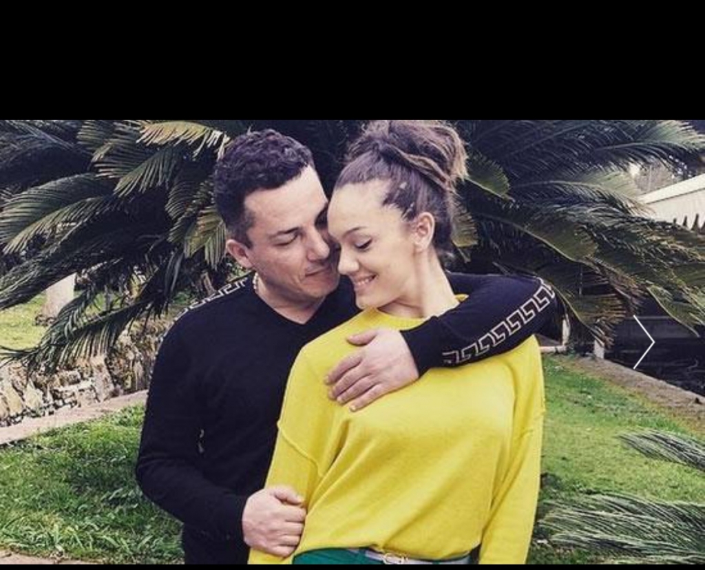 Mamaja e Klaudia Pepa e shqetesuar per imazhin e saj pas ndarjes me Albi Nakon