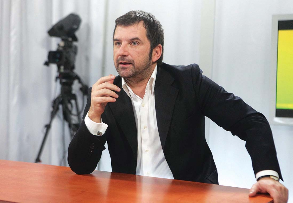 “Lista e zezë” si një sfilatë me atlete