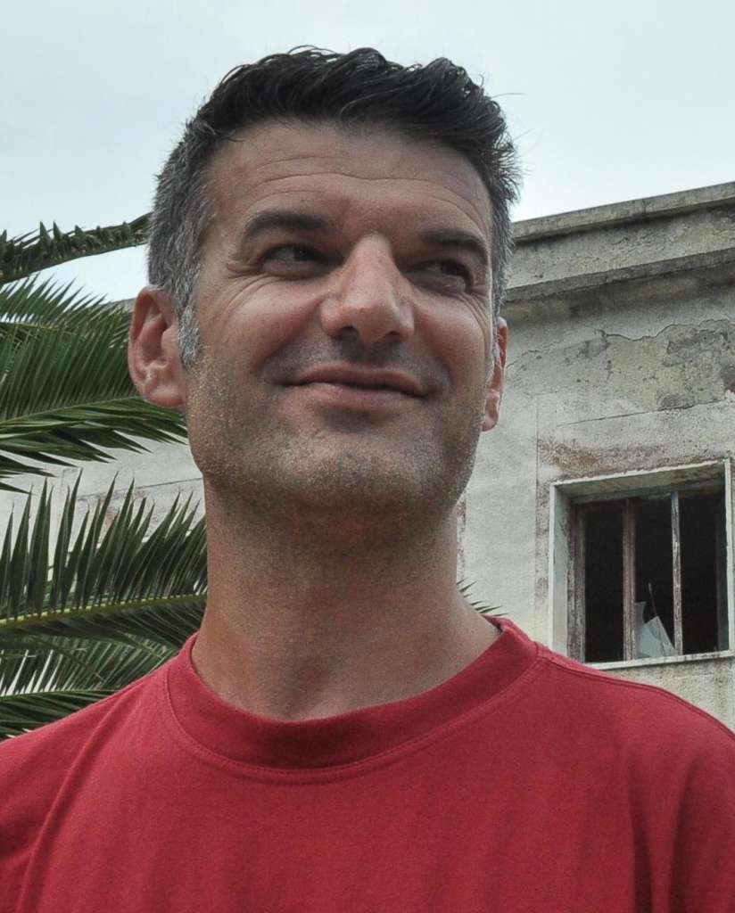 Nuk po na mbyt deti, po mbysim njëri-tjetrin