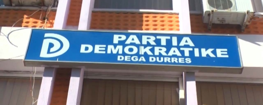 Video/Durres, live anetare te PD
