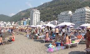 Shqiptarët e Kosovës refuzojnë ti kalojnë pushimet në Shqipëri.