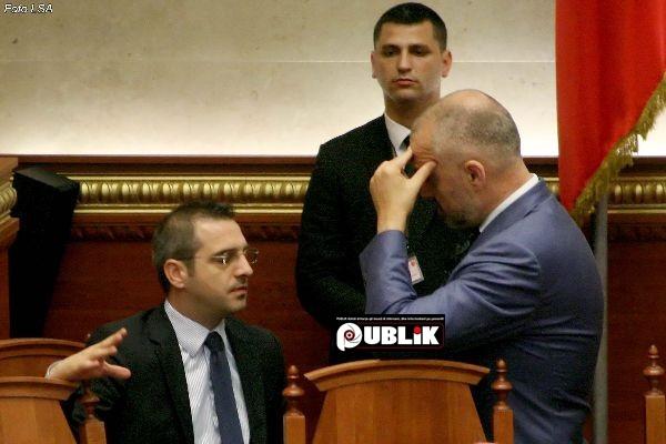 Saimir Tahiri ose prapaskenat e një Kurbani të paralajmëruar…
