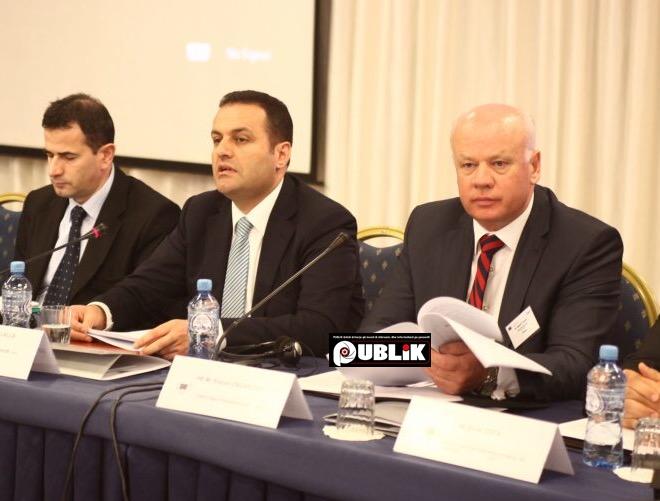 Panik për Llallën, Zaganjorin dhe Dedjen, dosjet për pasuritë dhe figurën në dorë të SHBA-BE