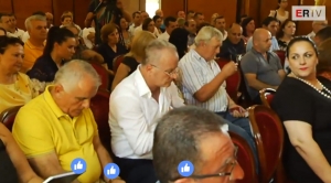 Një sallë me qypa që s’bzajnë!