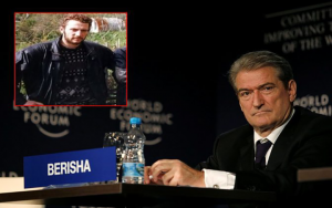 A duket i trembur Berisha nga ardhja e nipit të Haklajve për pushime në Shqipëri?