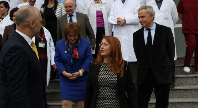 Faleminderit Mentor Petrela