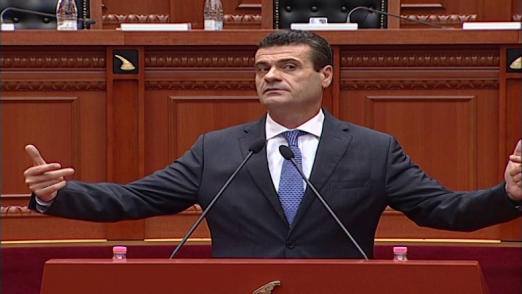 Astrit Patozi njofton demokratët: Do të nisim një projekt politik