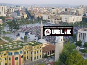MËKATI HISTORIK/ KOMUNITETI MUSLIMAN SHQIPTAR FSHEH SKËNDERBEUN!