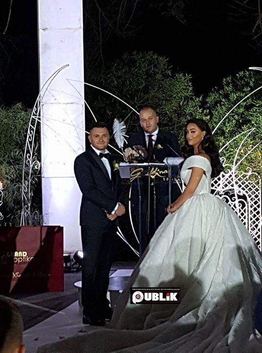 Foto nga dasma e  Bes Kallakut, i ftuar edhe presidenti Meta