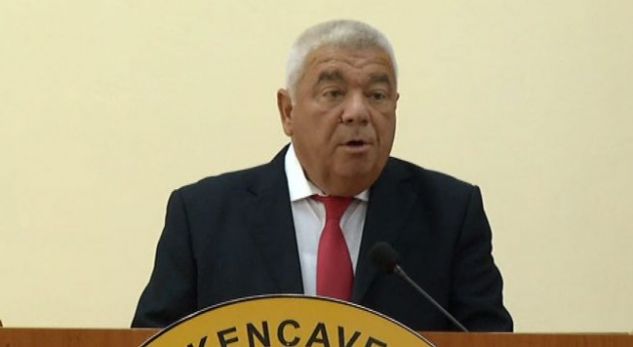 Kryeakademiku: “…përparësi është rritja e numrit të shkencëtareve femra.”