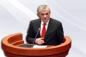 Ambasadori Lu nuk dëgjon fjalimin e  Ruçit