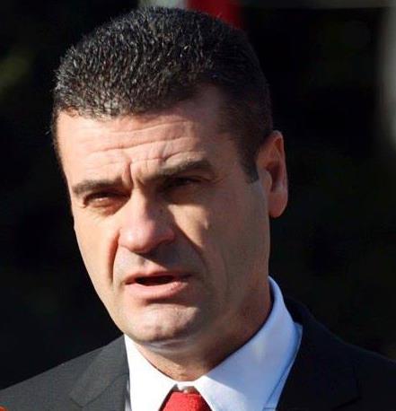 Mos e merrni seriozisht Lulzim Bashën