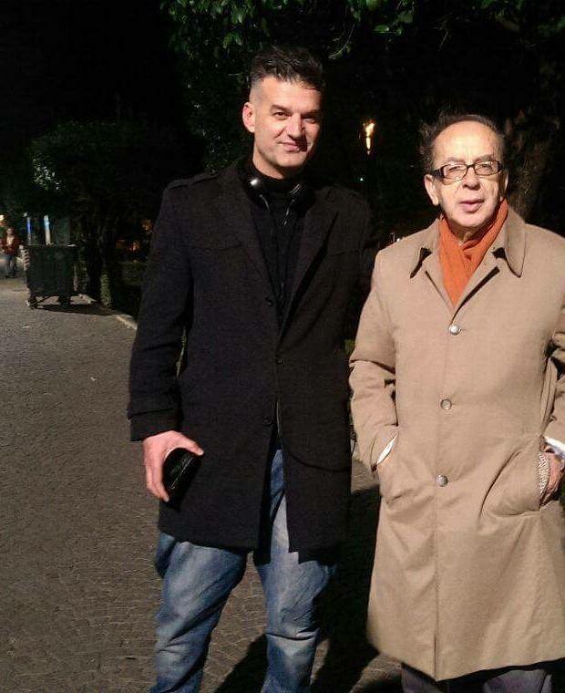 UNË E DASHUROJ KËTË DJALË!