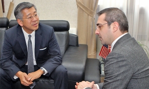 Donald Lu, nuk shprehet për Tahirin sepse ka frike se nderhyn në punët e brendshme të Shqipërisë