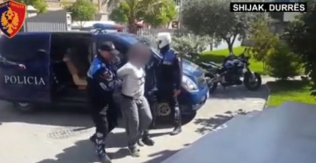 Arrestohet ‘i forti’ i Shijakut,iu gjeten arsenal armësh dhe një makinë e blinduar