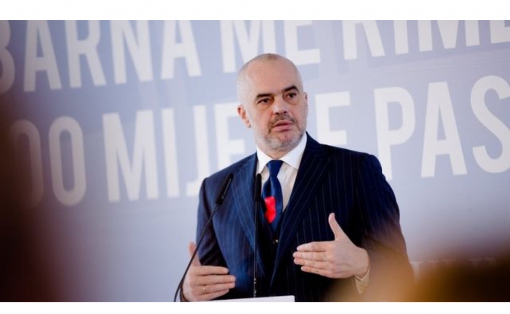 Zëvëndësat e Edit: Nga drejtoresha e Gimes së Red-bullit te “çunat e Fullanit” e “gocat e Henri Çilit”