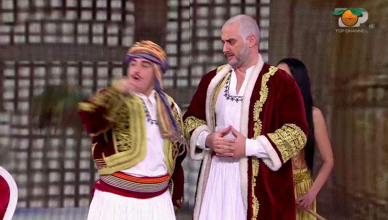 Edi Rama i ofron Tony Blair-it “çaj parcele”