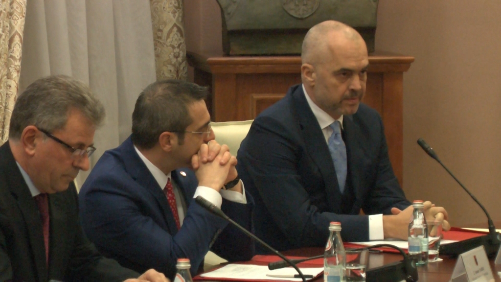 Pse dha dorëheqjen Visho Ajazi?