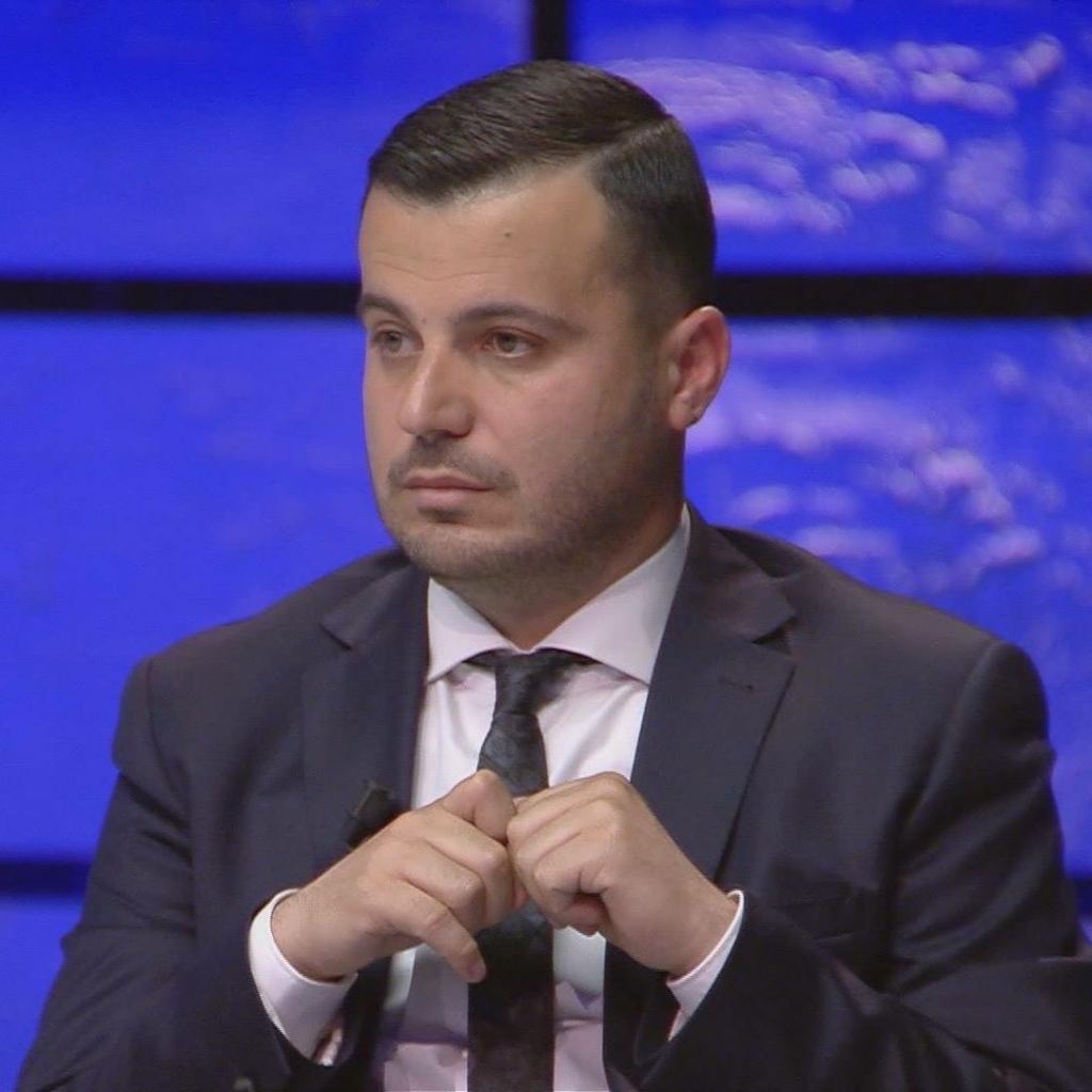 Klodian Tomorri | Shkencerisht, heqja e pragut te TVSH eshte politike e keqe