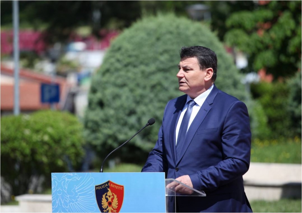 Drejtësia italiane kërkon arrestimin e Haki Çakos