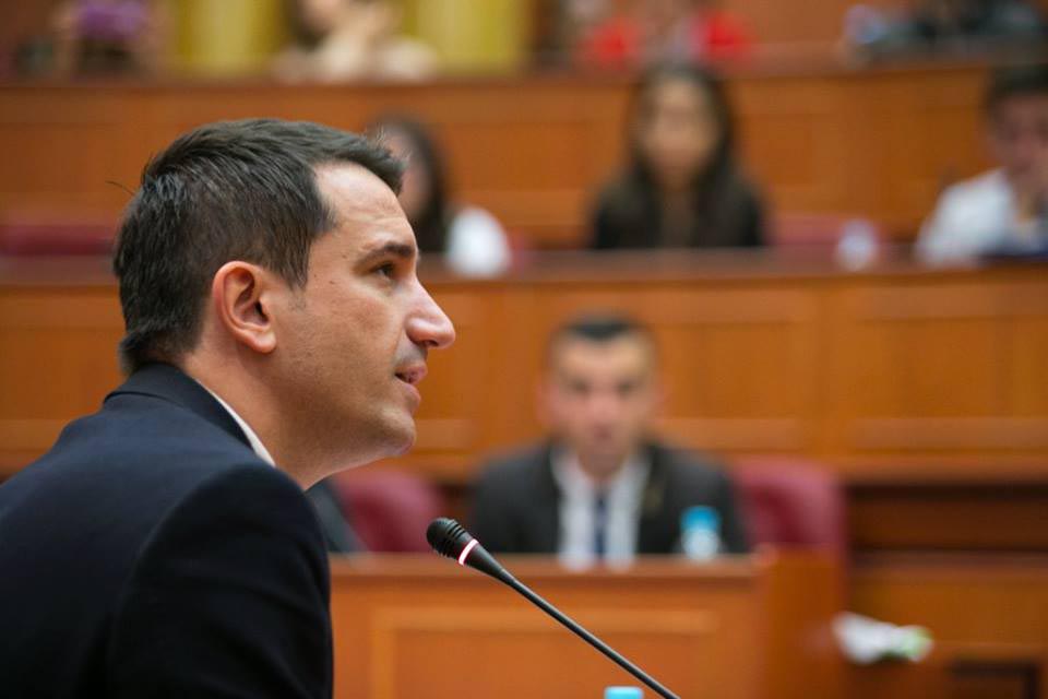 Bashkia e Tiranës nga  2015  rriti 3 here taksat