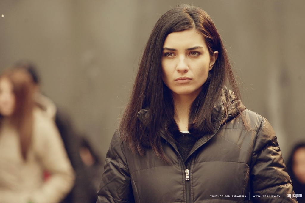 Tuba Buyukustun mohon zërat se është shtatzënë