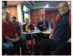 Pasi u hoq akciza për pijet energjike, Gimi i “Red Bull” shfaqet me Adrian Fullanin