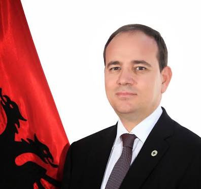 Një gjest në Bruksel, që nuk ndihmon !