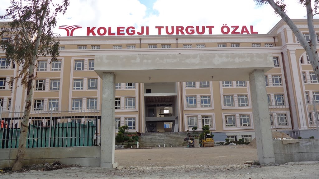 Fethullah Gulen, shet “Turgut Ozal Education” në Shqipëri,ja kush është blerësi?