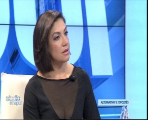 Gazetarja Anduena Llabani/Isha në zyrën e Llallës kur e telefonoi Tahiri, foli, por kur u kthye…