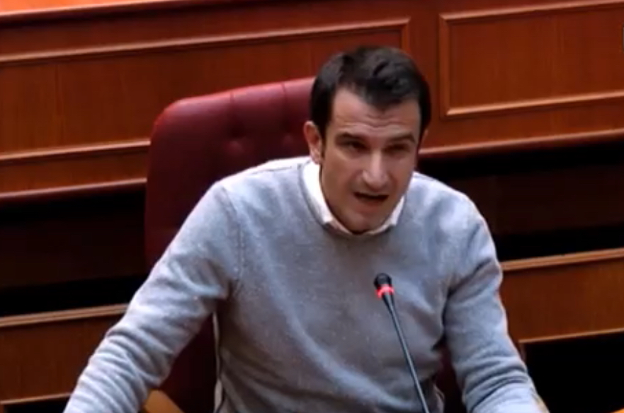 VIDEO/ PD, thirrje: Parti Enver, Veliaj: Gati për ndonjë punë, jo për budalliqe