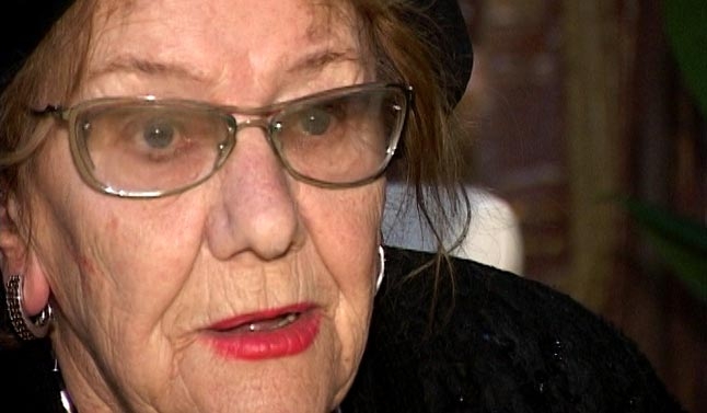 Kabo-ministres së Shëndetësisë: Gjeni pak kohë për Tinka Kurtin, merreni dhe bëjini të gjitha ekzaminimet, i është shembur gjysma e trupit